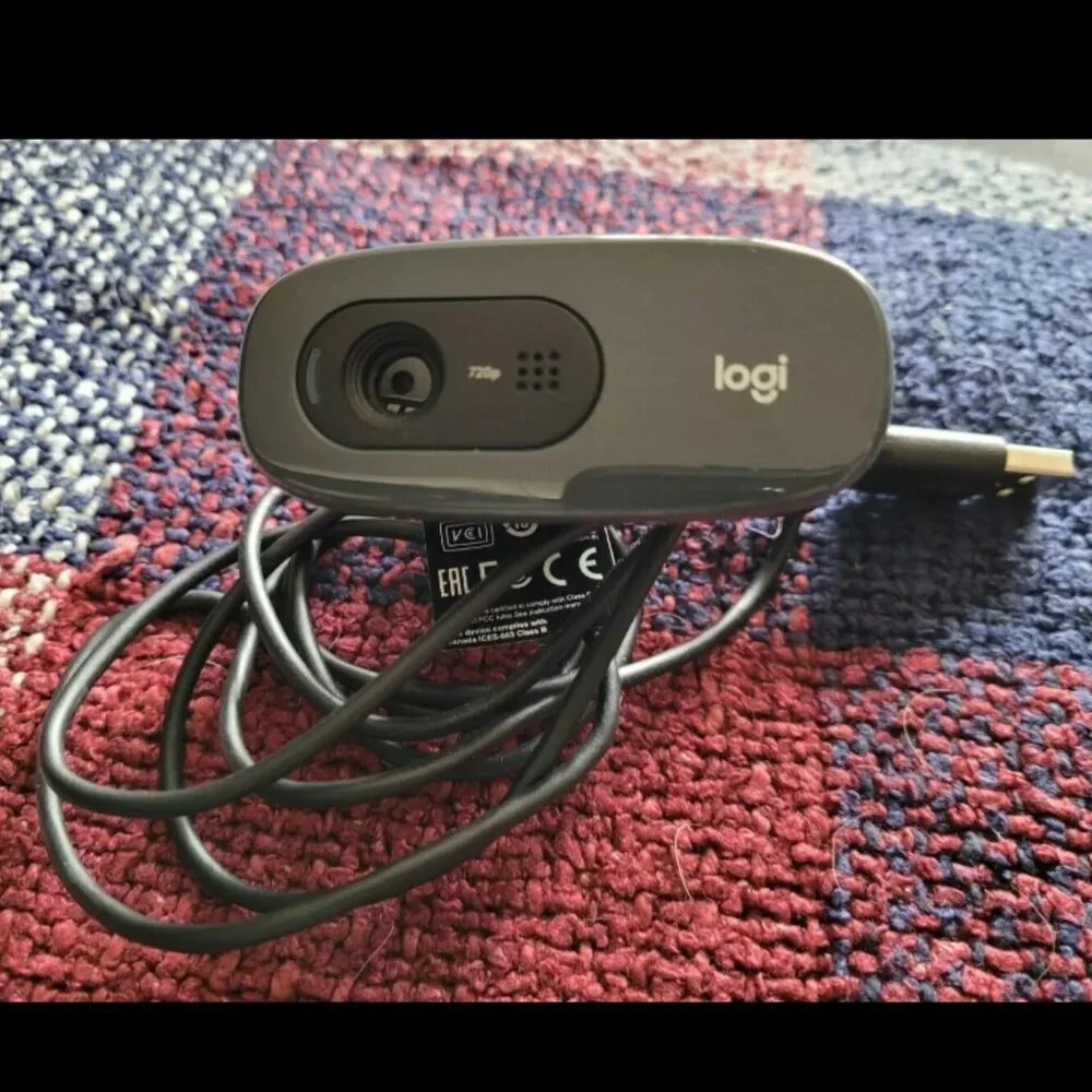 Logitech C270 Web Camera (960-000694) - Used only to test that it's operational